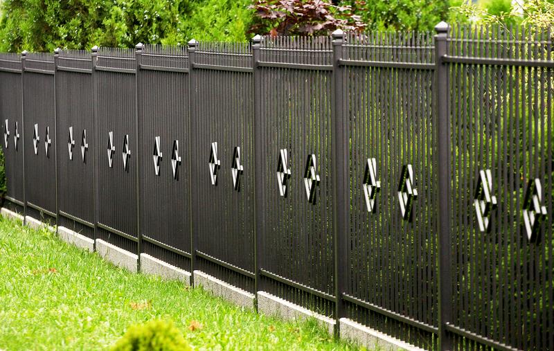 Schmiedezaun Frontzaun -- montiert von Zaunonkel GmbH