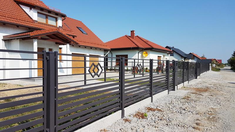Schmiedezaun Frontzaun -- montiert von Zaunonkel GmbH